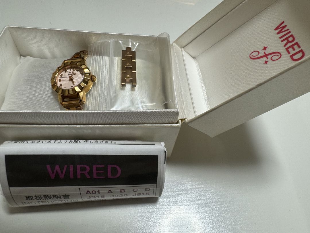 Seiko WIRED Analog Quartz,Mechanical (Automatic) Women