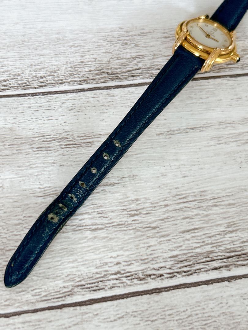 Fendi 300L Analog Quartz Women フェンディ Womenwatch.·*.