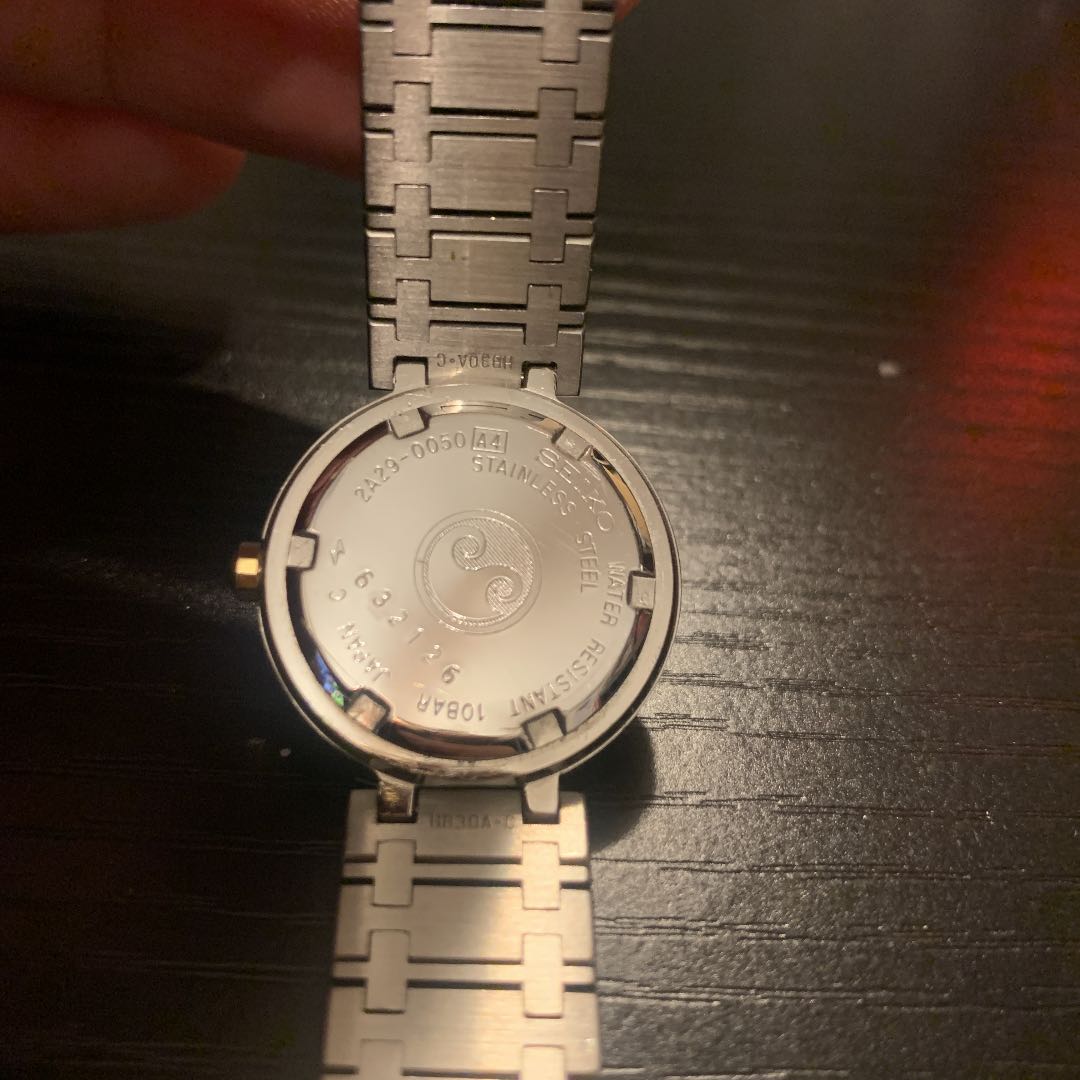 Seiko Analog Quartz Women