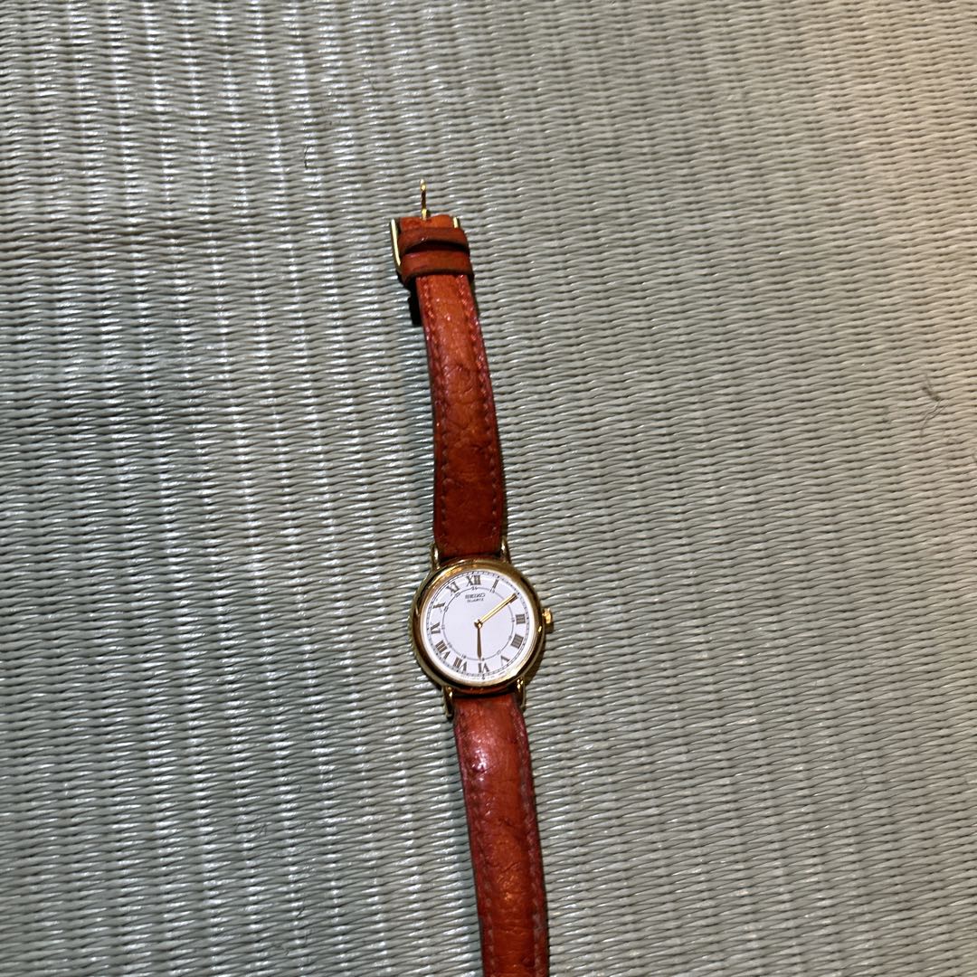 Seiko Analog Quartz Women