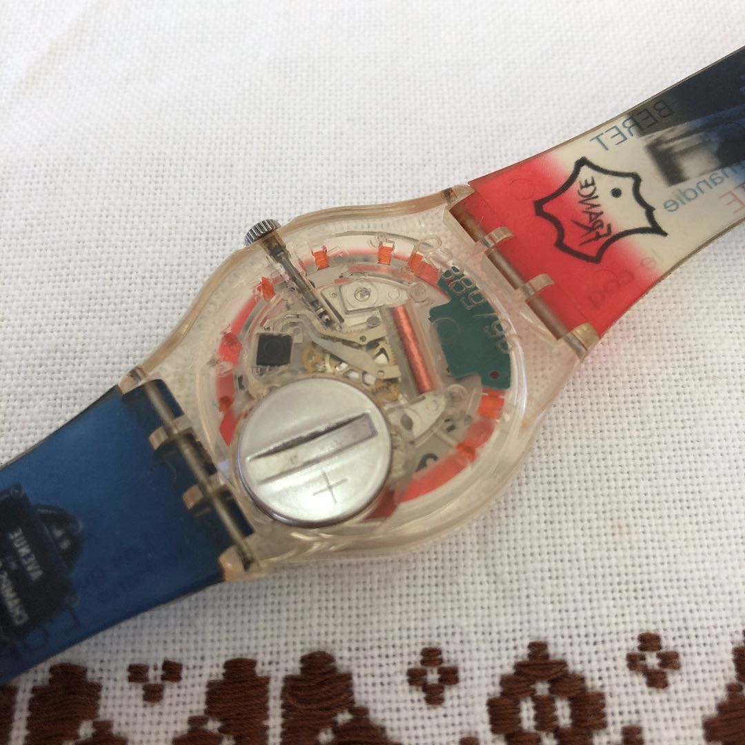 Swatch Analog Quartz Women