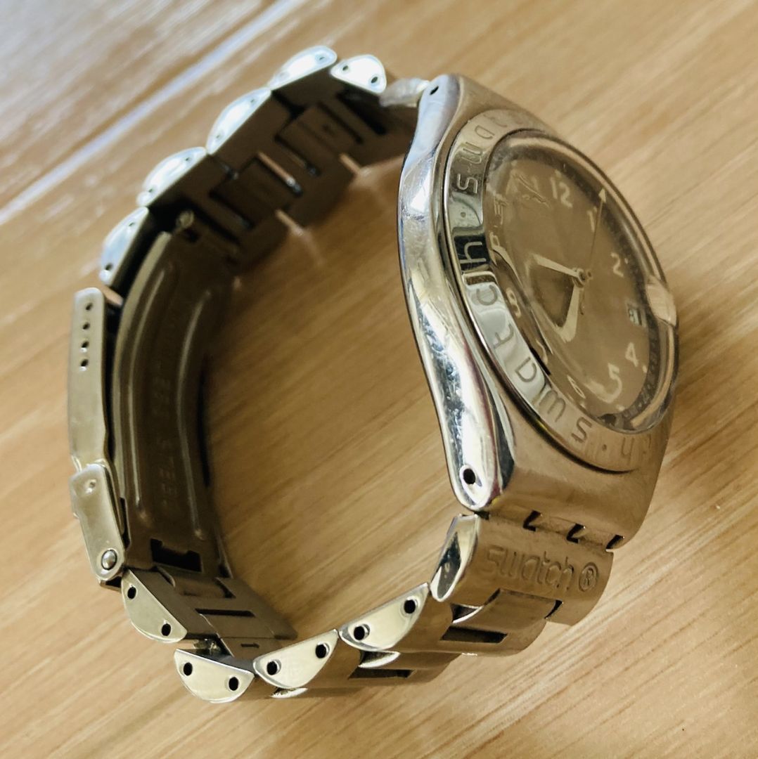 Swatch Analog Quartz Women