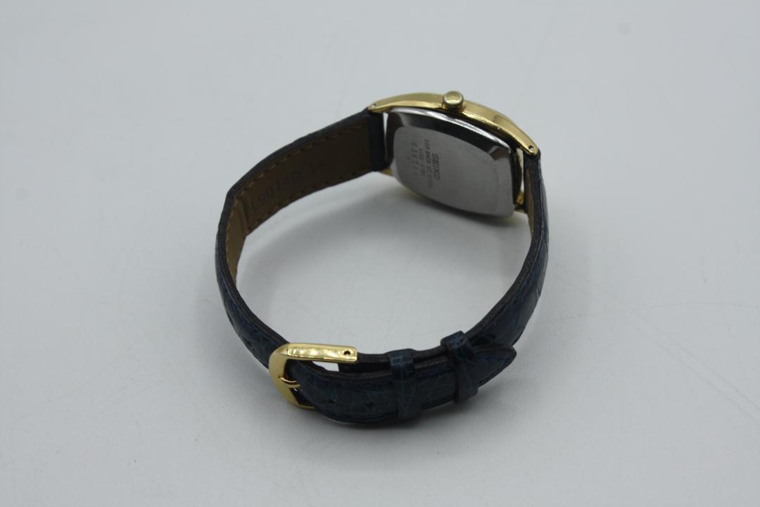 Seiko Analog Quartz Women Beautiful Item 2-Hand Leather Belt Women's Watch Box Included