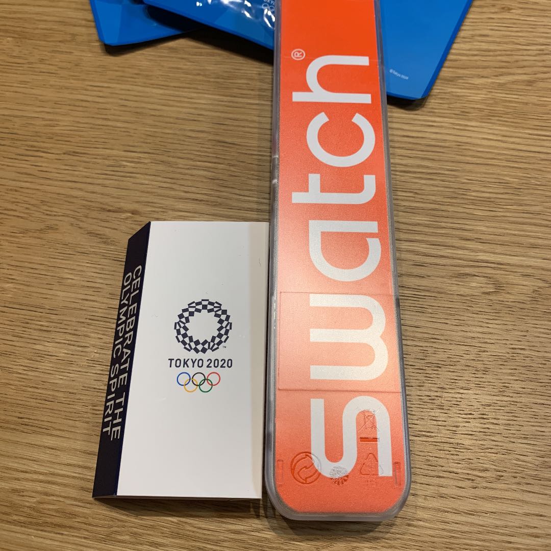 Swatch AG2020 Analog Quartz Men