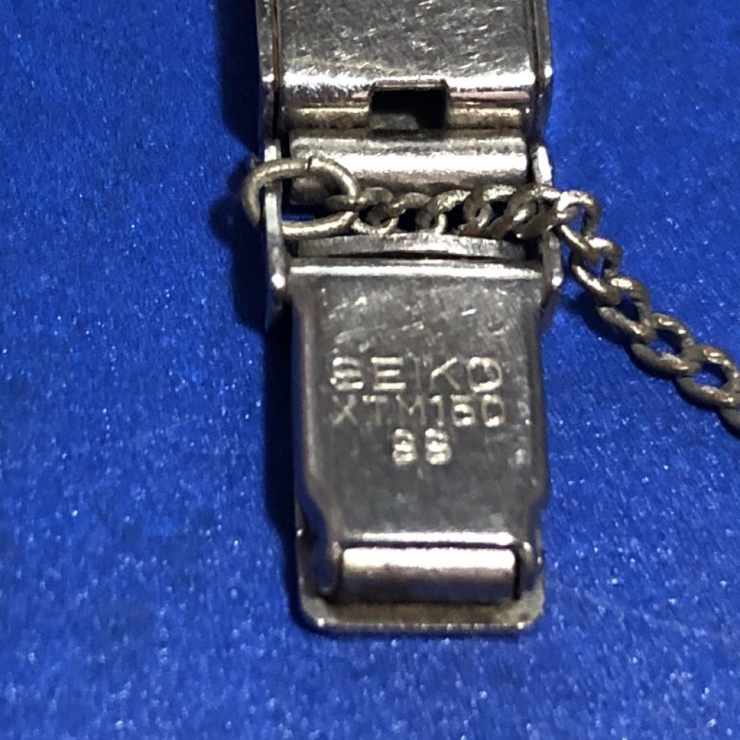 Seiko 1104-3210 Analog Mechanical (Manual) Women
