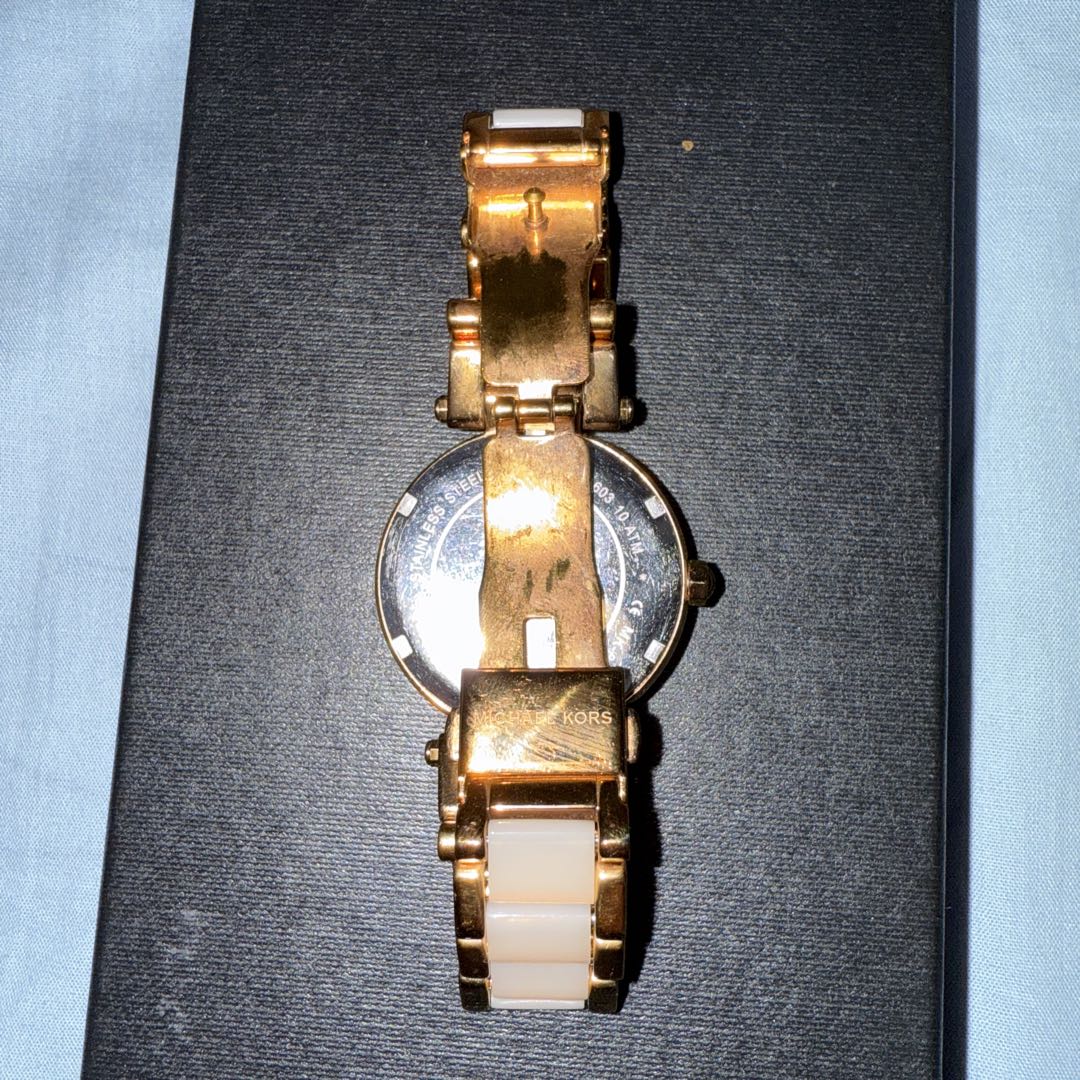 Michael Kors Analog Quartz Women