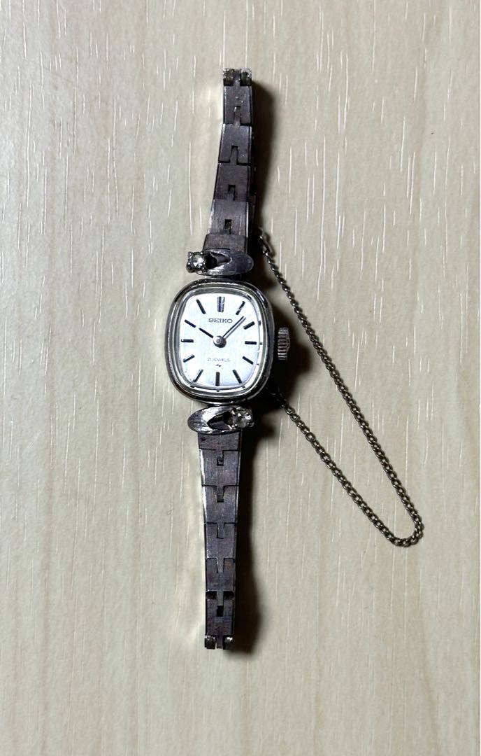 Seiko 11-3250 Analog Mechanical (Manual) Women
