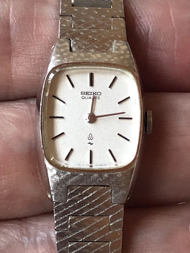 Seiko Analog Quartz Women