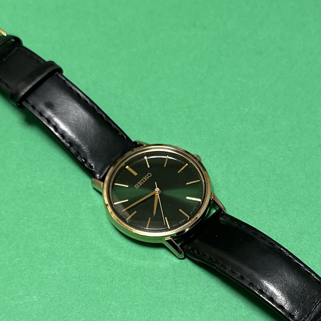 Seiko 7N01-0ZP8 Analog Quartz Women