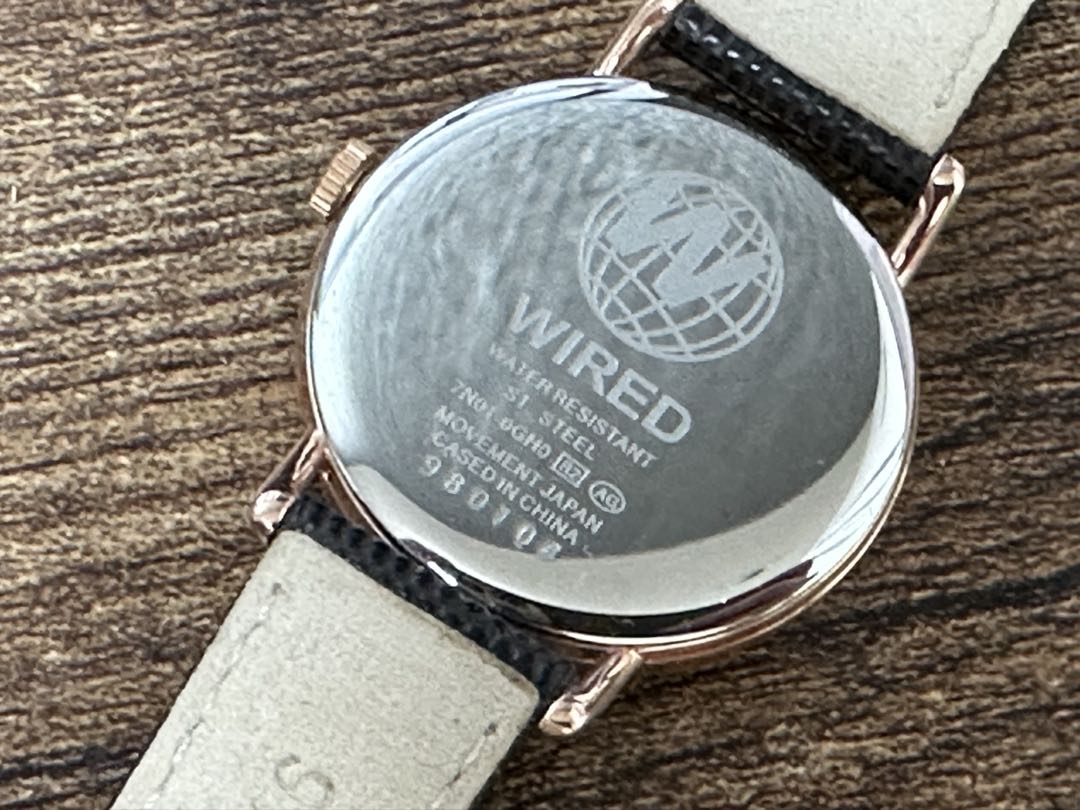 Seiko wired Analog Quartz Women