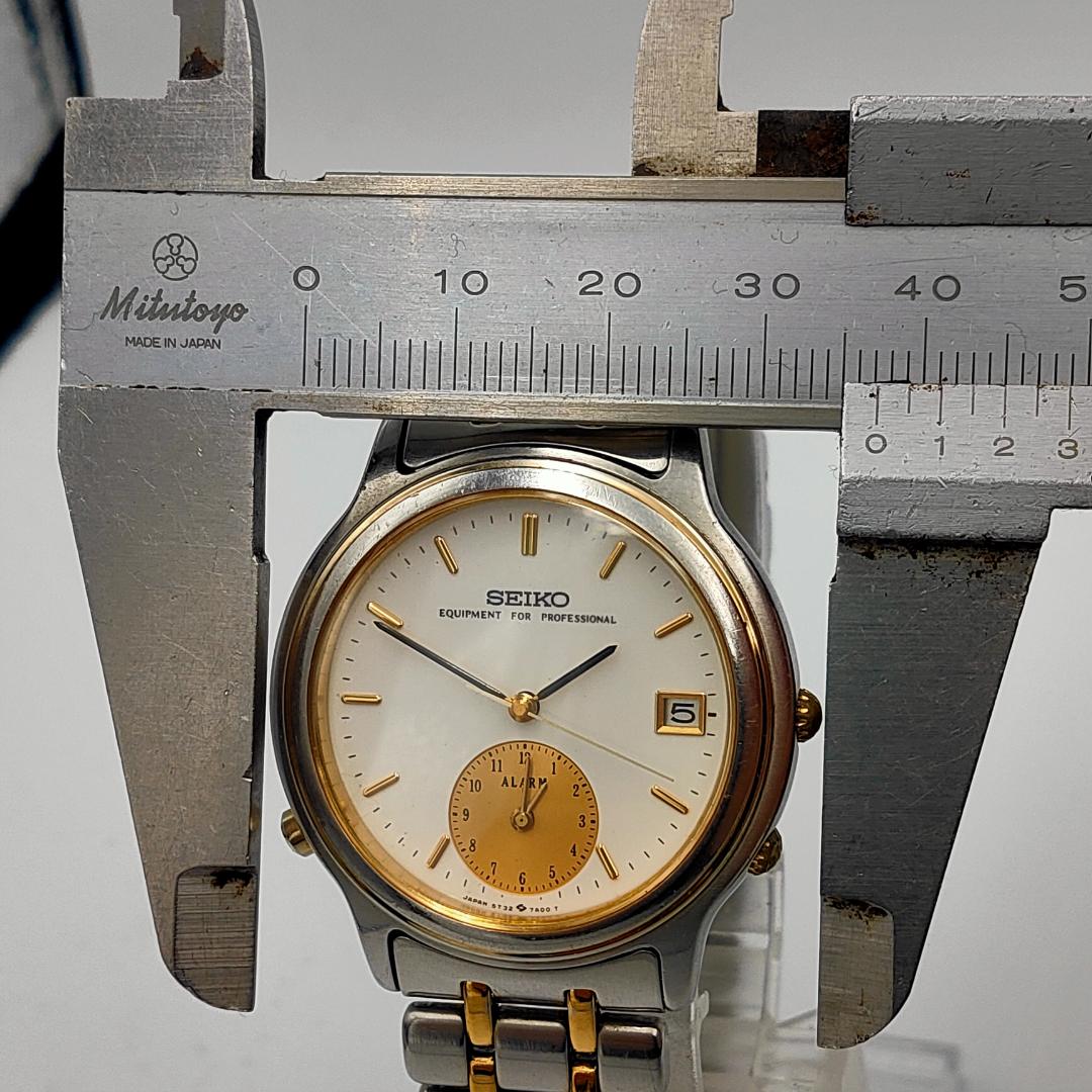 Seiko Five 5T32-7A00 Analog Quartz Men Menwatch Operation Unconfirmed B10621 For Parts / Junk