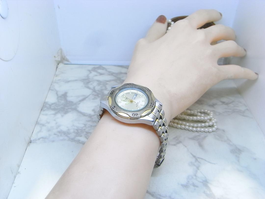 VOLCAS DIVER'S Analog Quartz Women Women 10 Bar Watch Women'S Unused Battery