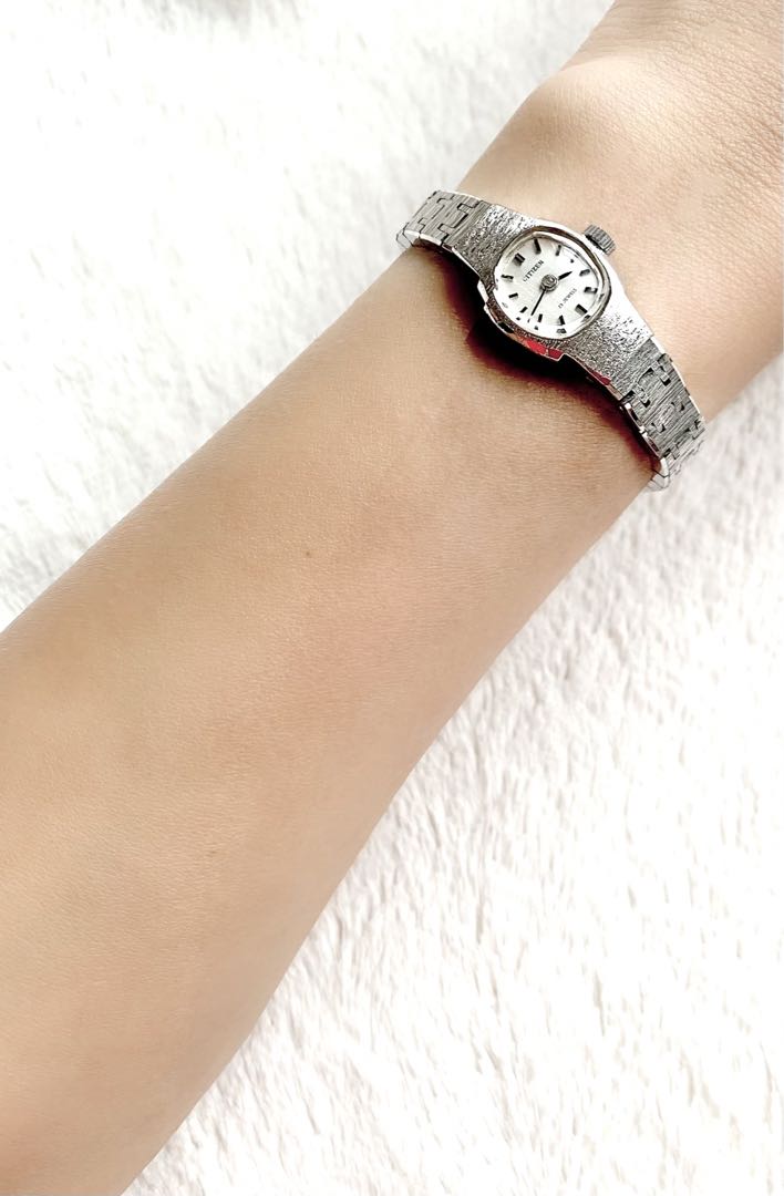 Citizen Analog Mechanical (Manual) Women