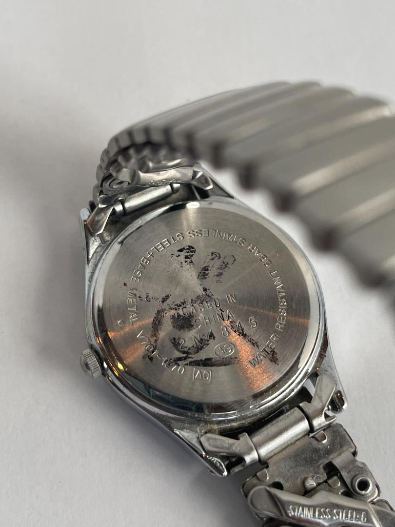 Seiko ALBA SUCCESS V701-1L70 Analog Quartz Women