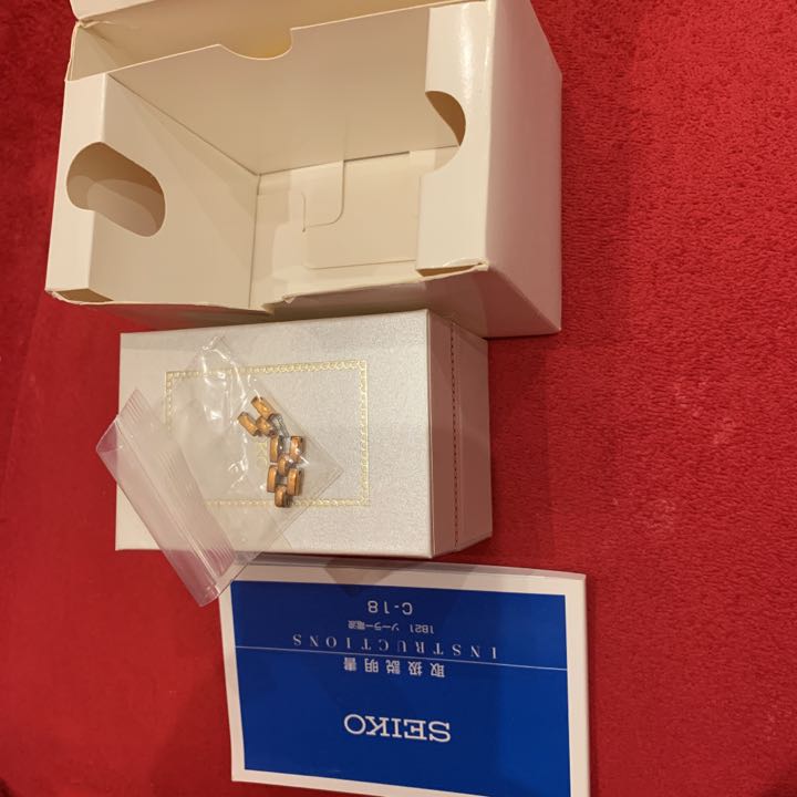 Seiko Analog Quartz Women