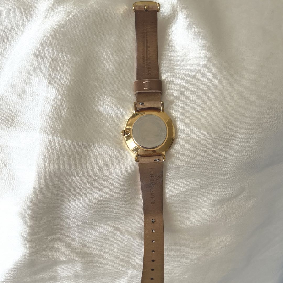Analog Quartz Women
