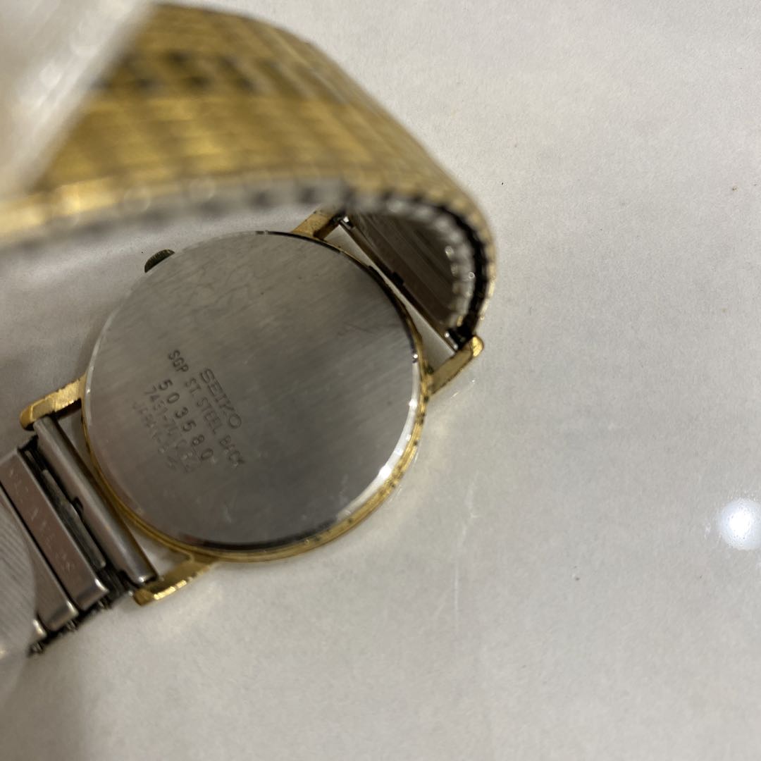 Seiko Analog Quartz Women