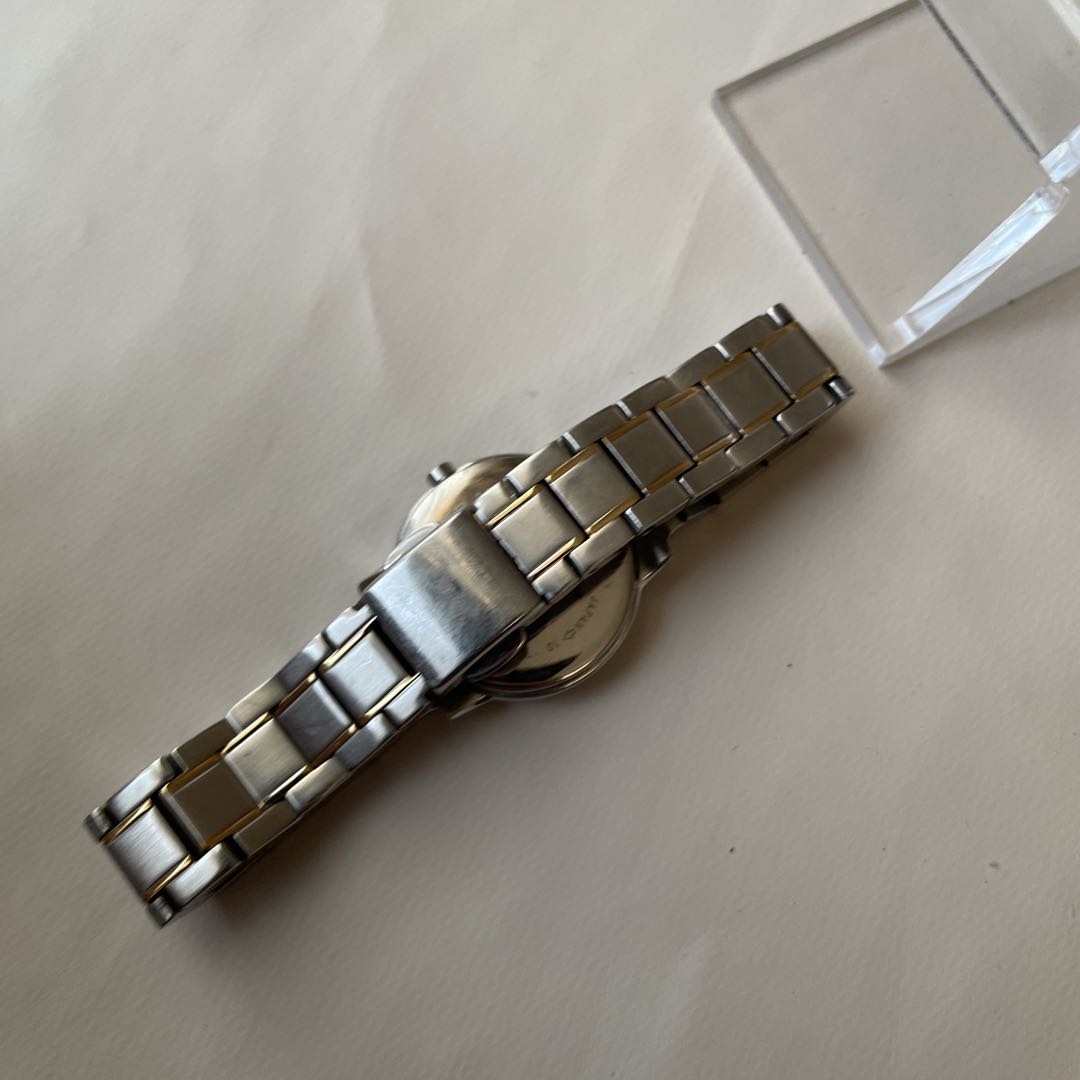 BURBERRY Analog Quartz Women Watch For Parts