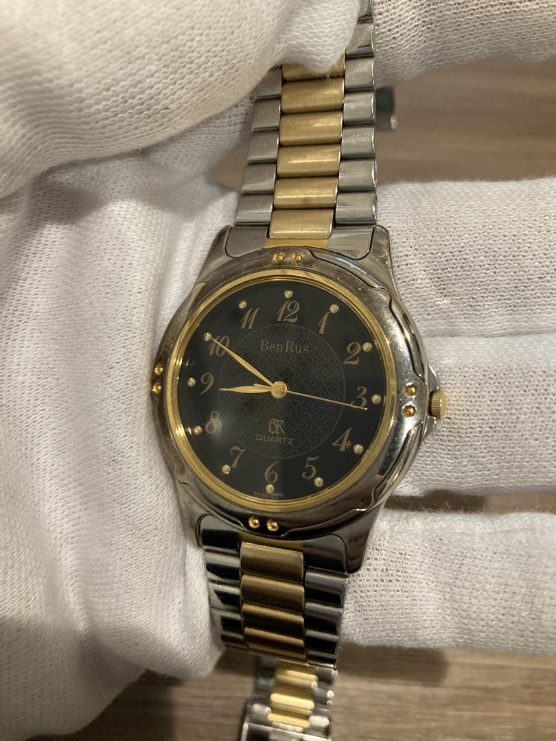 Benrus Analog Quartz Men ベンラス Watch ブラック ゴールド