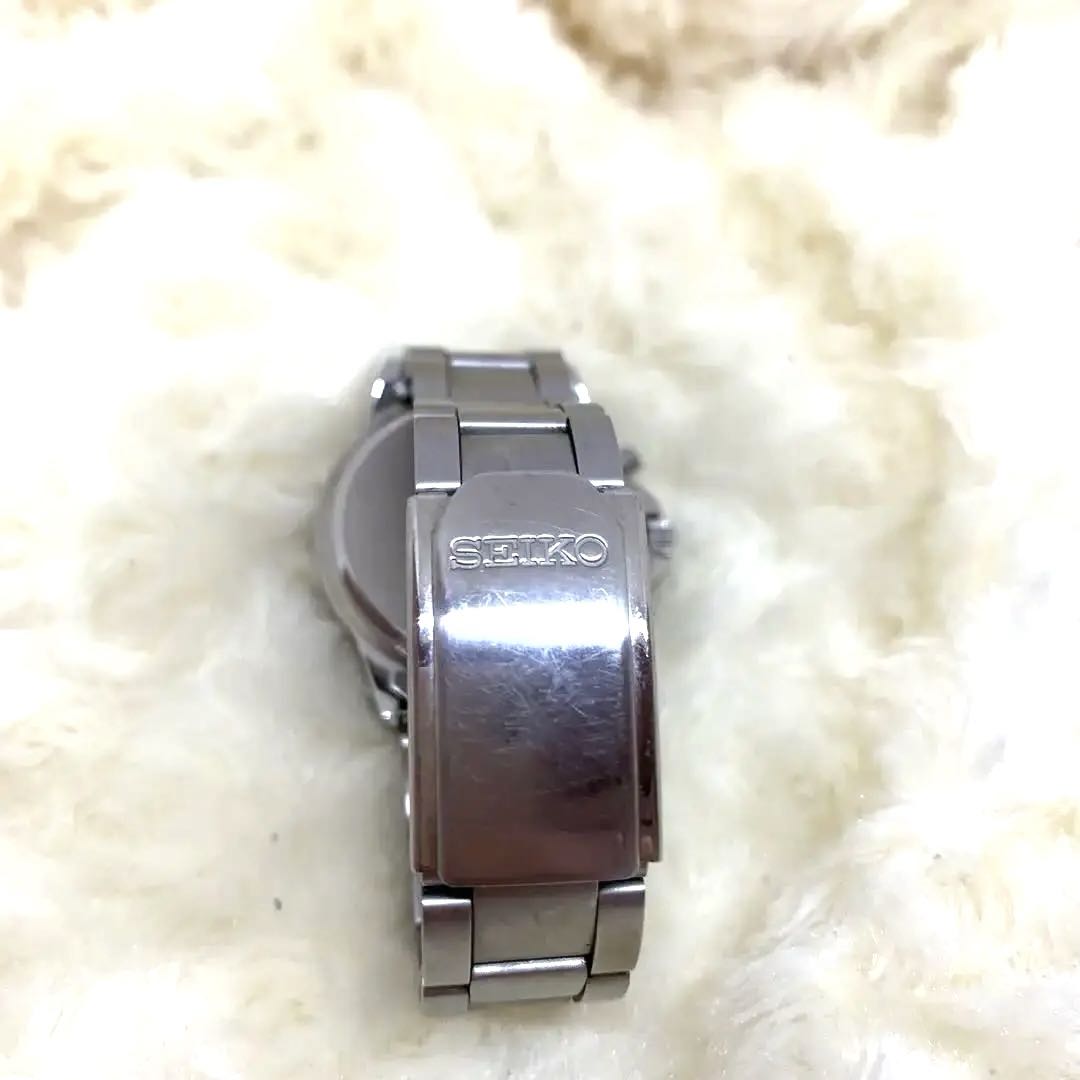 Seiko Analog Quartz Women