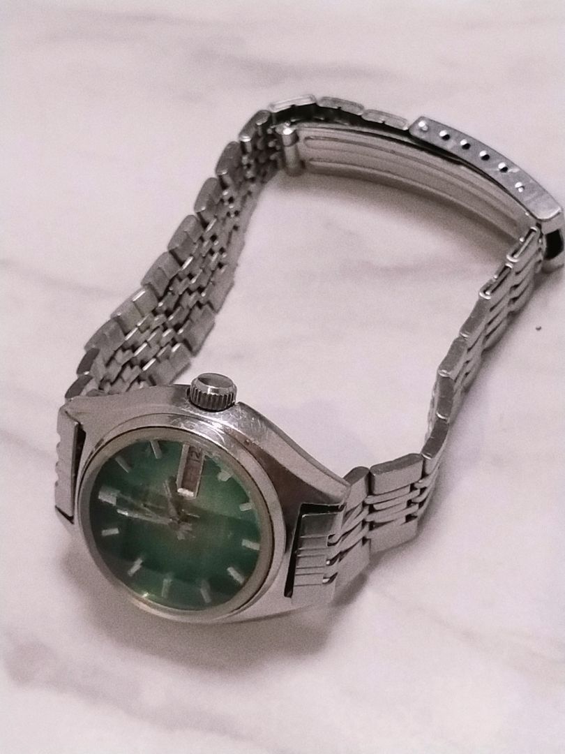 Seiko 2206-0300 Analog Mechanical (Automatic) Women Working Product Automatic
