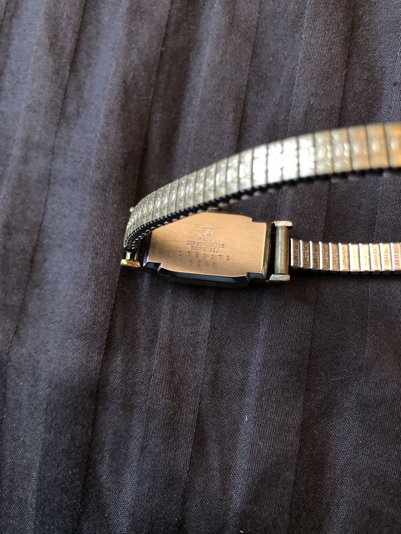Seiko VENUS Analog Quartz Women