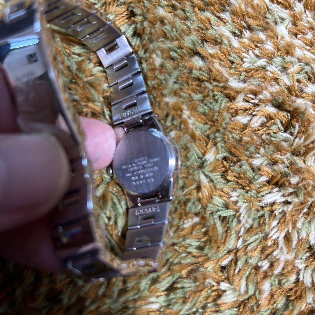 Seiko lk/lukia Analog Quartz Women