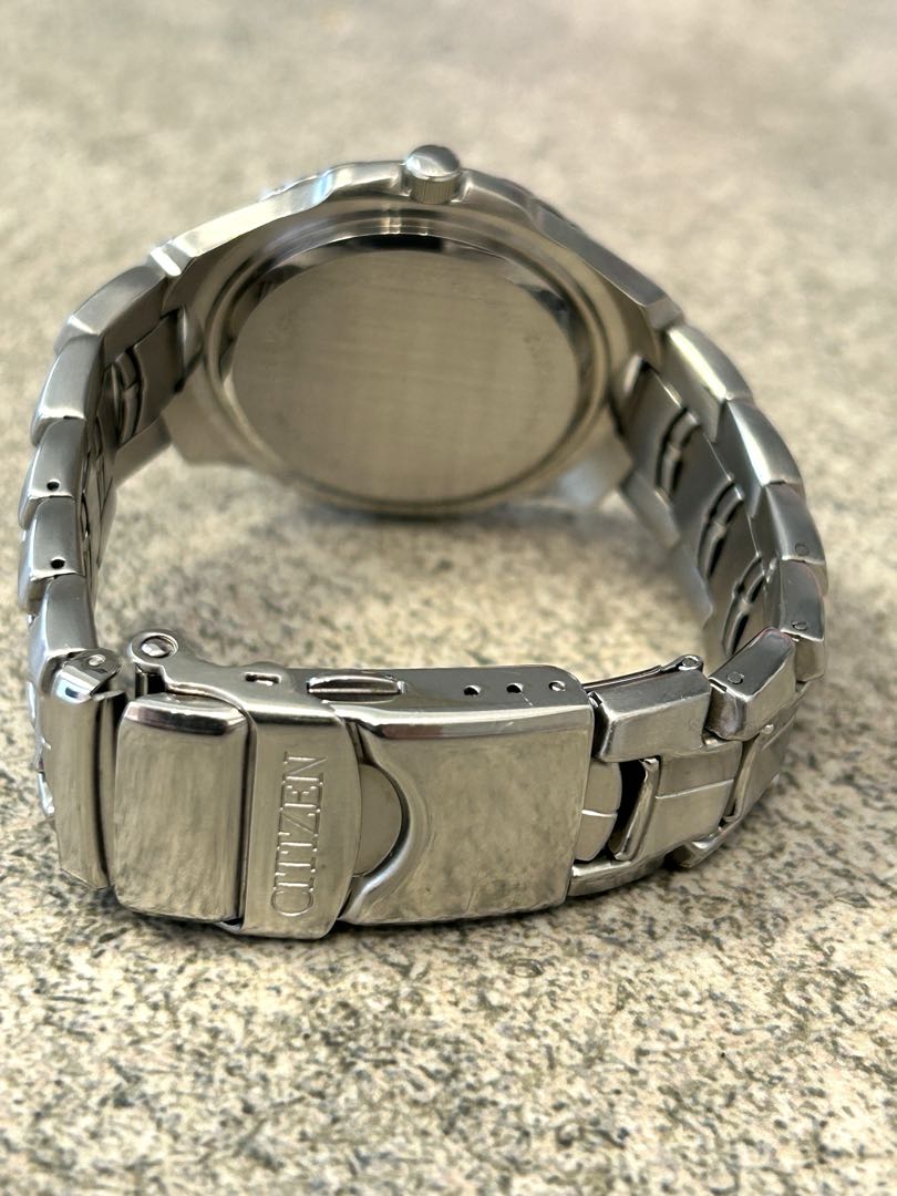 Citizen 2510-S92308 Analog Quartz Men