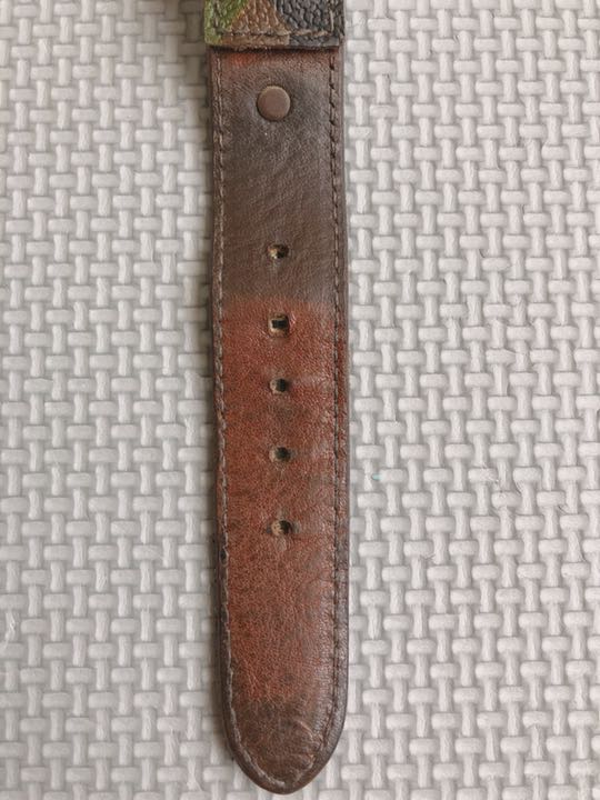 IL BISONTE Analog Quartz Women