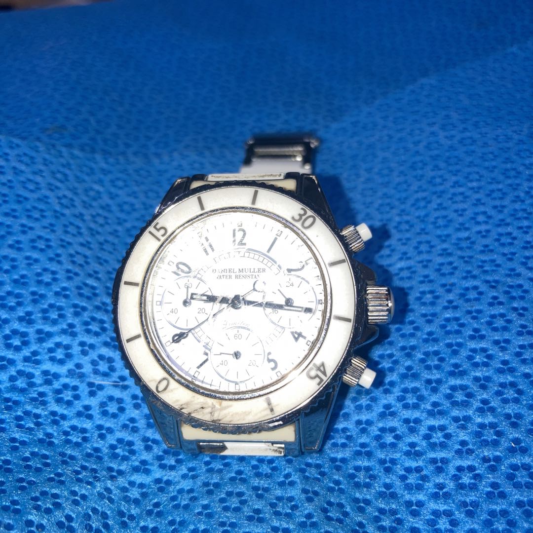 Seiko Analog Quartz Men Daniel Muller White Chronograph Diver's Running Unisex Good Condition