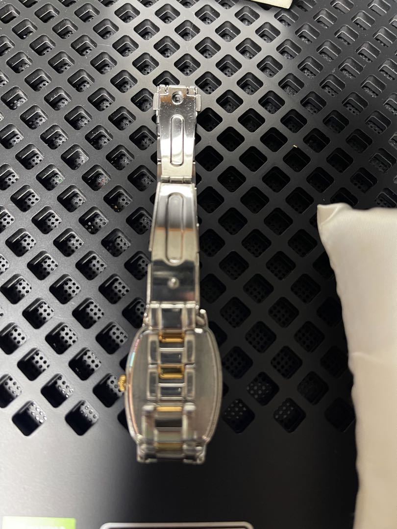 Seiko Analog Quartz Women