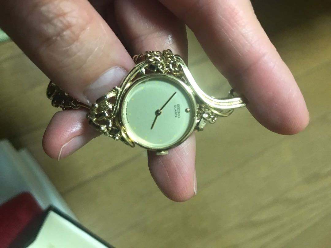Seiko Analog Quartz Women