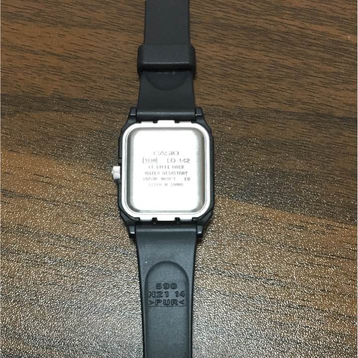CASIO STANDARD LQ-142 Analog Quartz Women