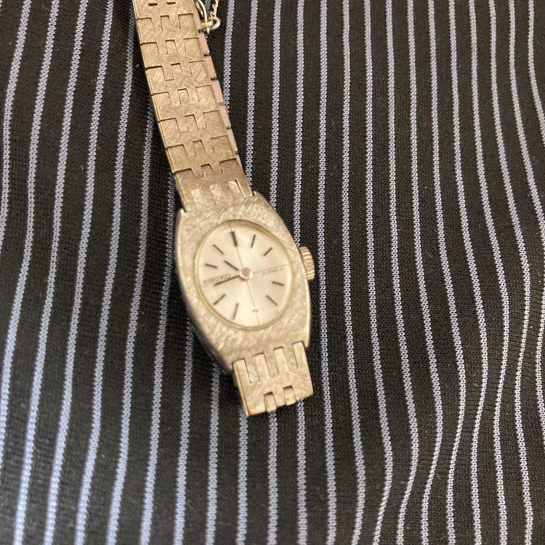 Seiko Analog Mechanical (Manual) Women
