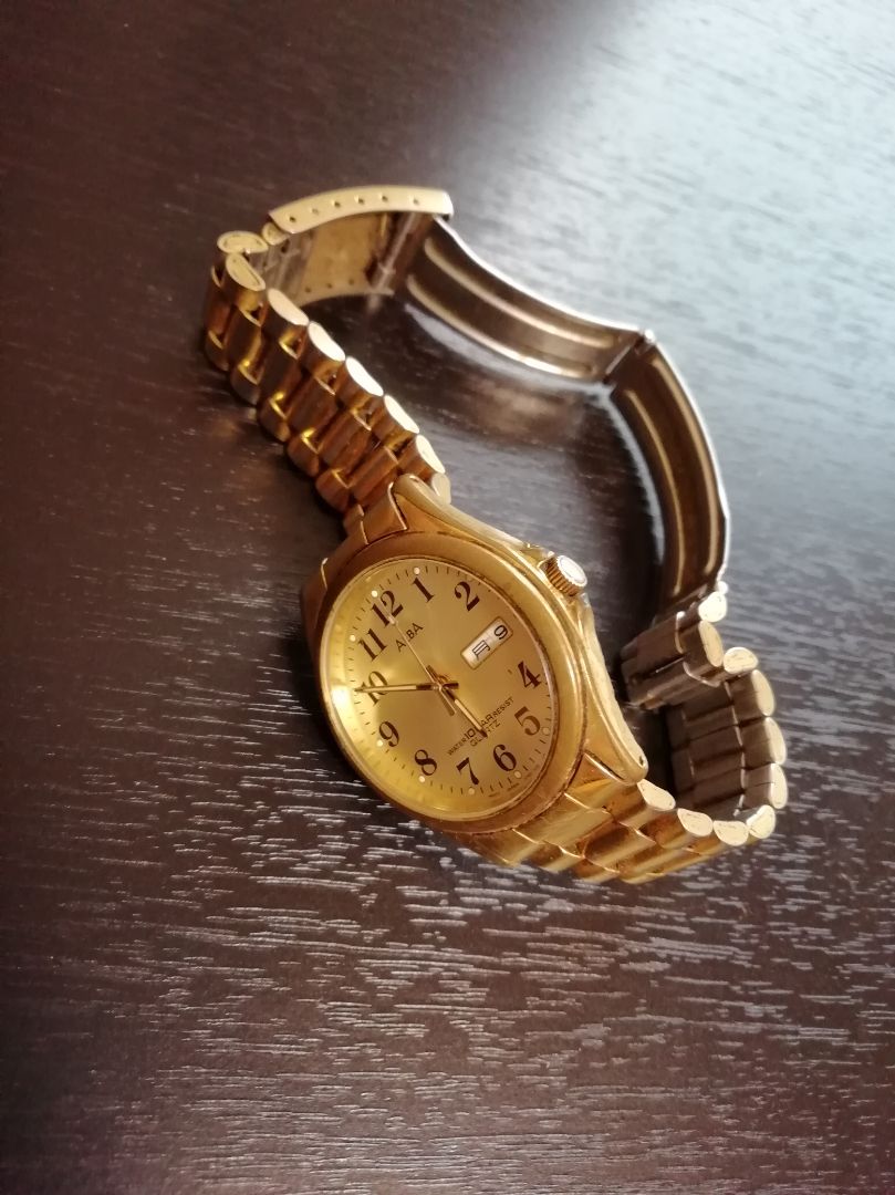 Seiko Alba V733-7A70 Analog Quartz Men