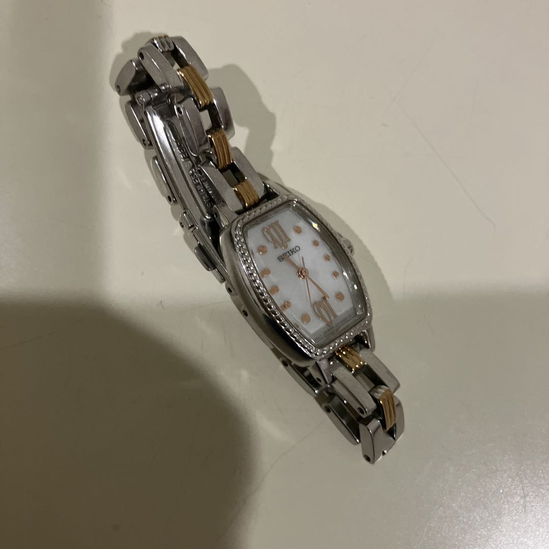 Seiko Analog Quartz Women