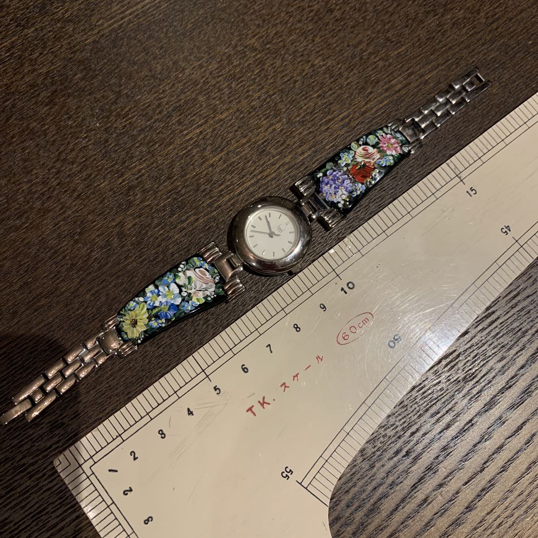 Assendelft Tole Paint Analog Quartz Women