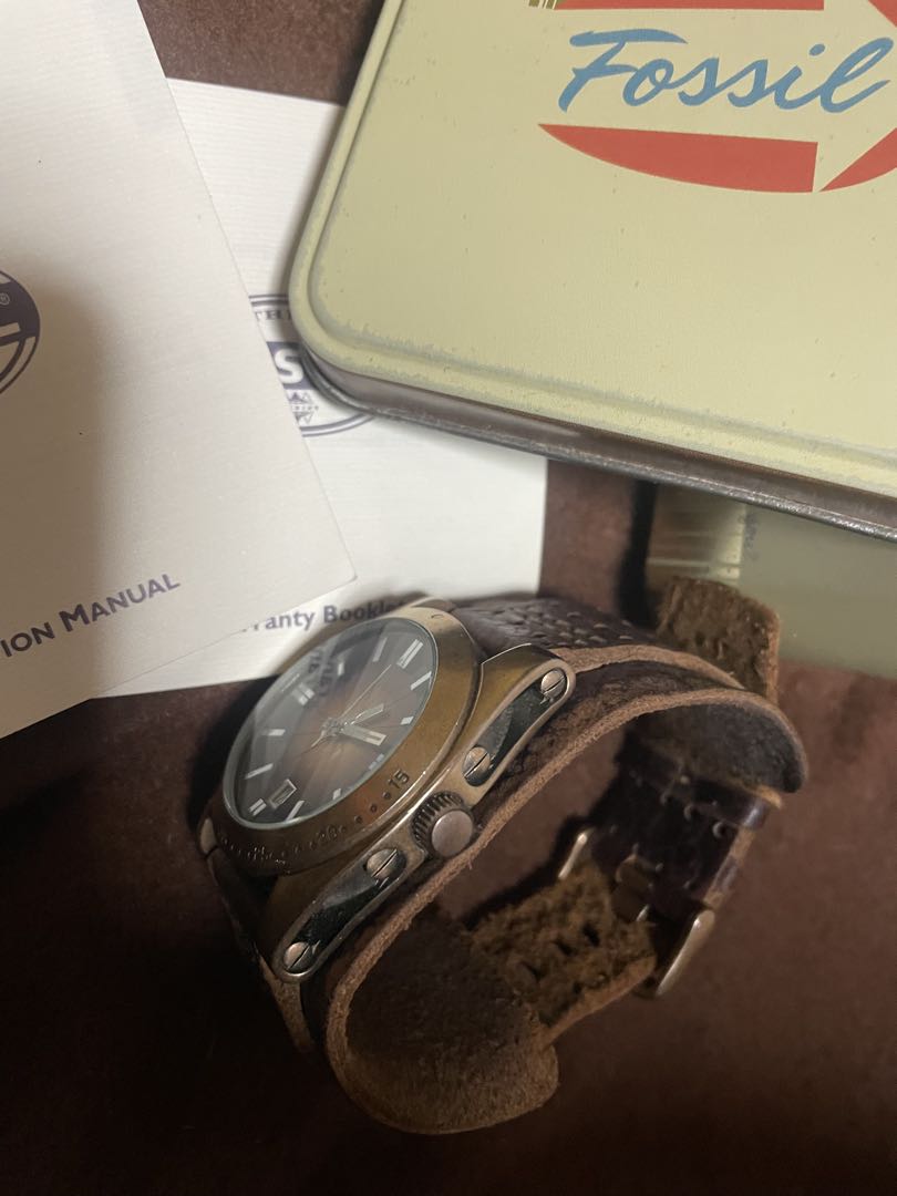 Fossil Analog Quartz Men