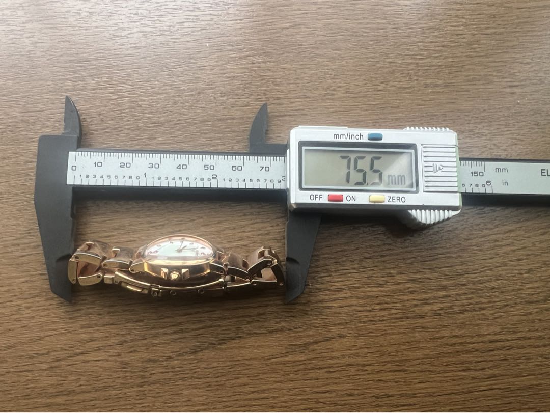 Seiko wired Analog Quartz Women