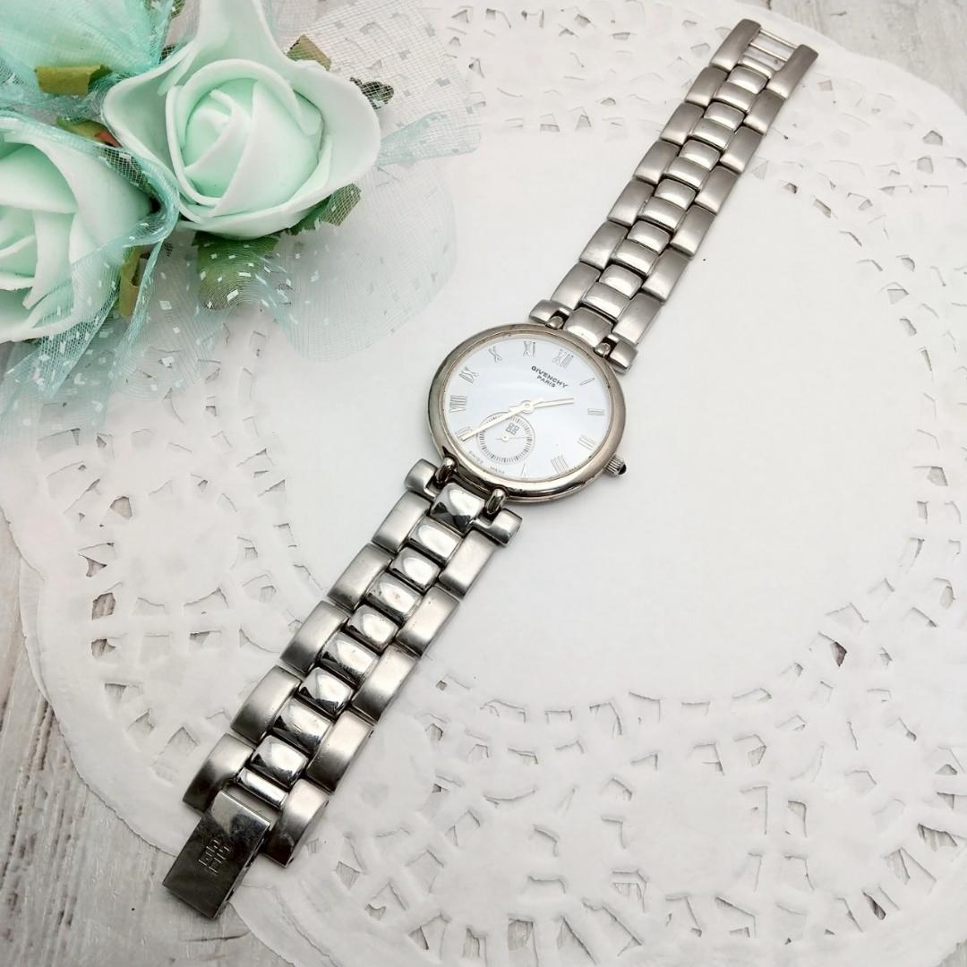 Givenchy Analog Quartz Women Working Item ジバンシー Watch 男女両用 Small Seconds スイス製