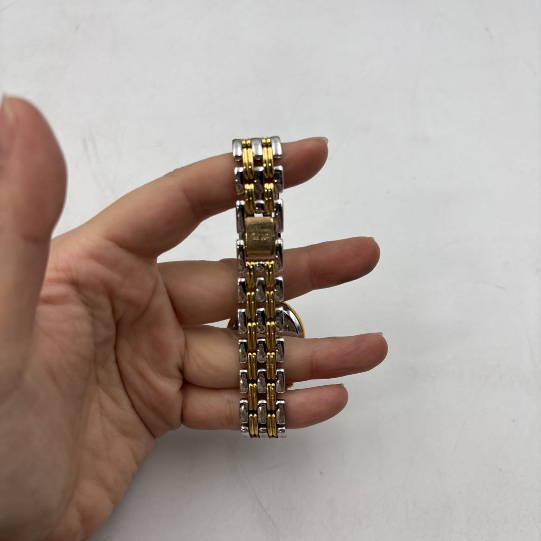 Analog Quartz Women