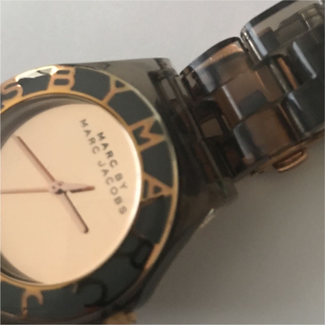 Marc by Jacobs Analog Quartz Women