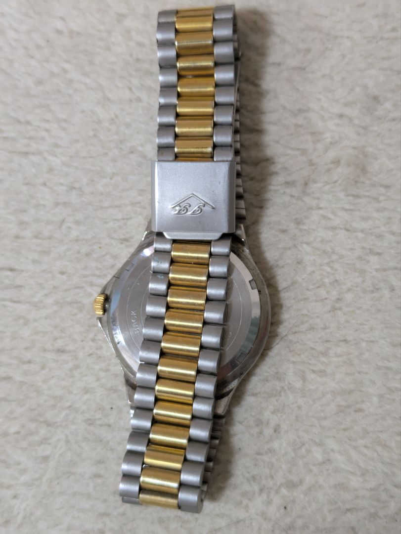 Fin Fai Analog Quartz Men フィン・ファイ ゴールドシルバー 時計