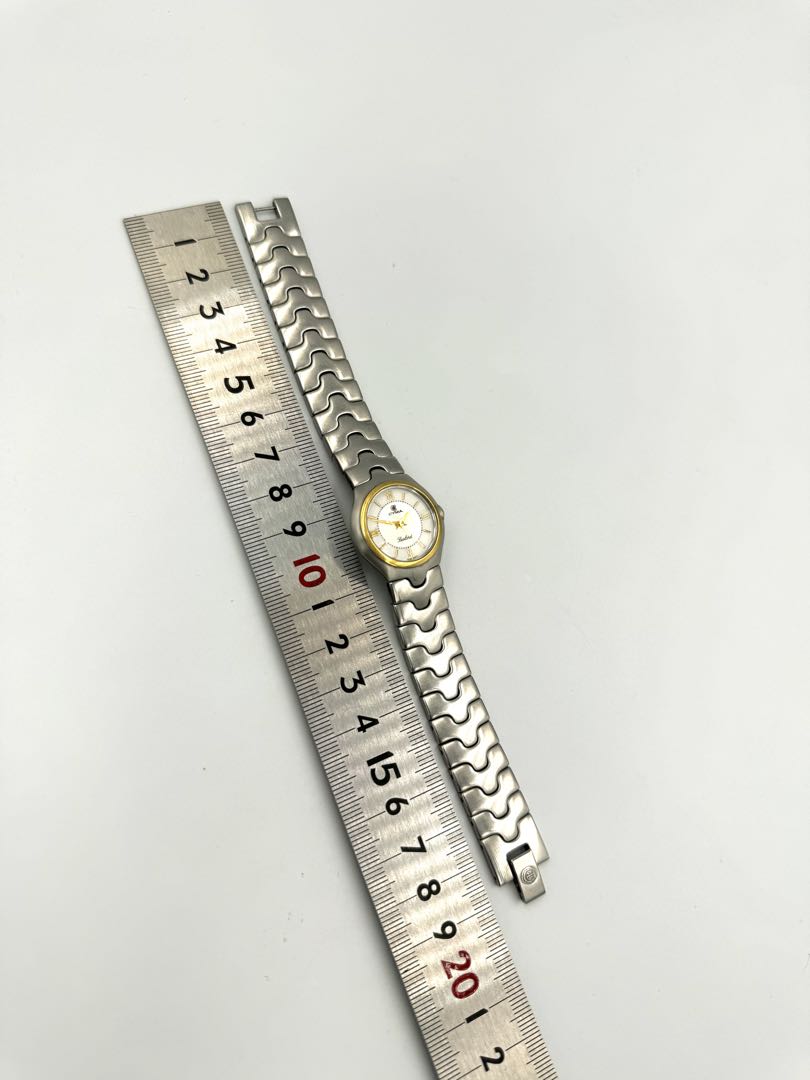 Cyma Analog Quartz Women Watch
