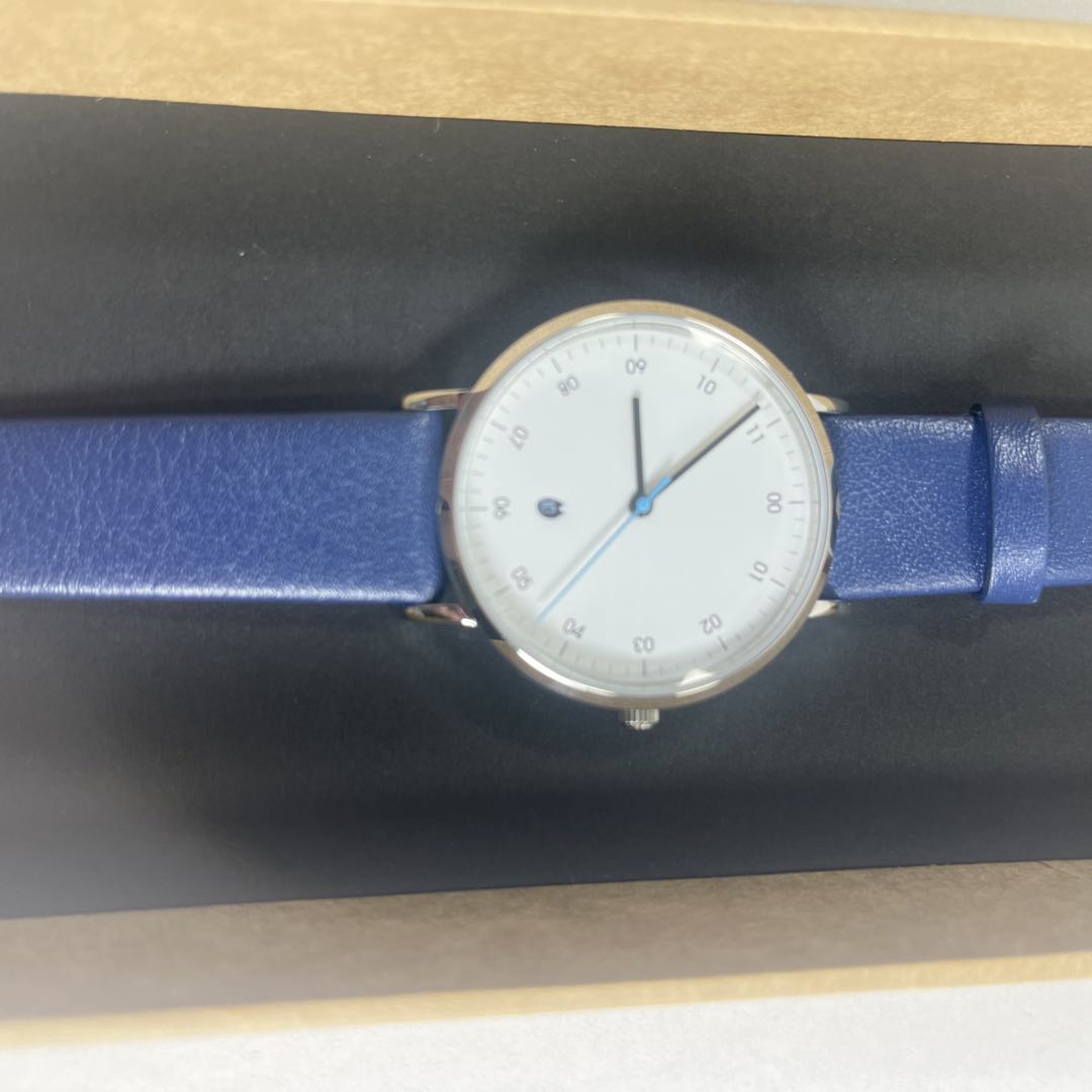 Lisa Larson Analog Quartz Women