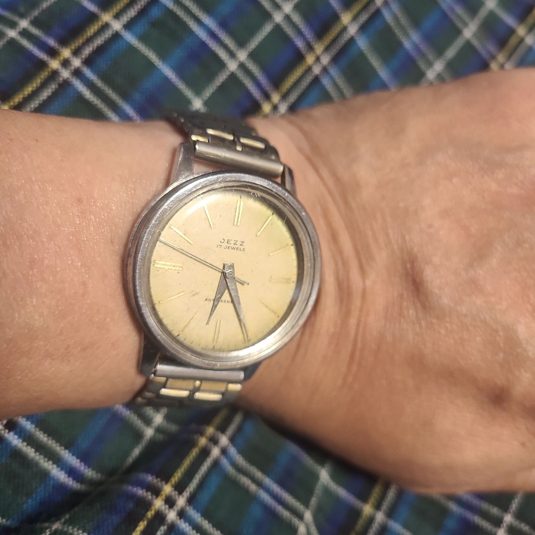 Swiss Made JEZZ Analog Mechanical (Manual) Men Men
