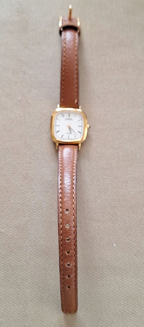 Citizen Analog Quartz Women