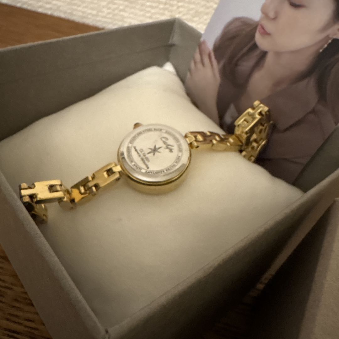 Cahipe Analog Quartz Women