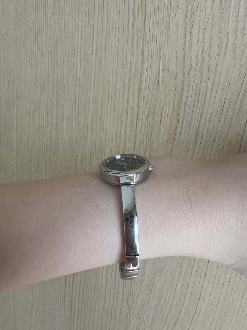 Star Jewelry Analog Solar Women