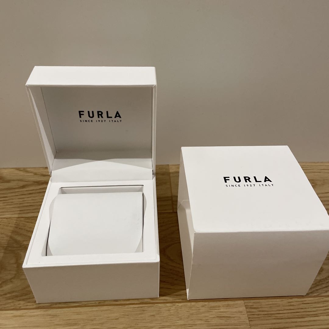 Furla Analog Mechanical (Manual) Women